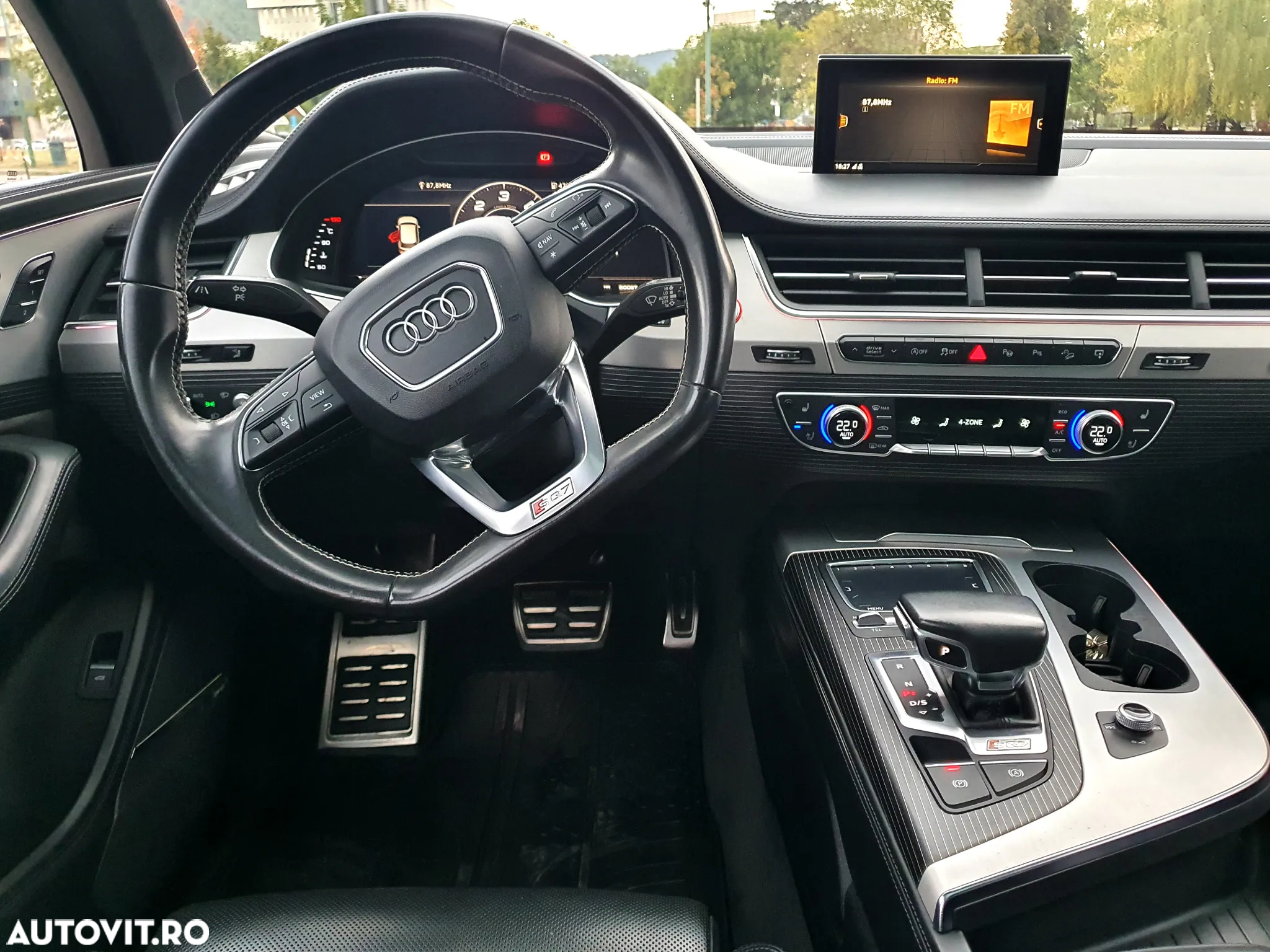 Audi SQ7 4.0 TDI quattro Tiptronic - 18