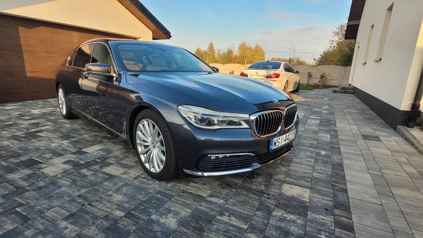 BMW Seria 7 740i - 28