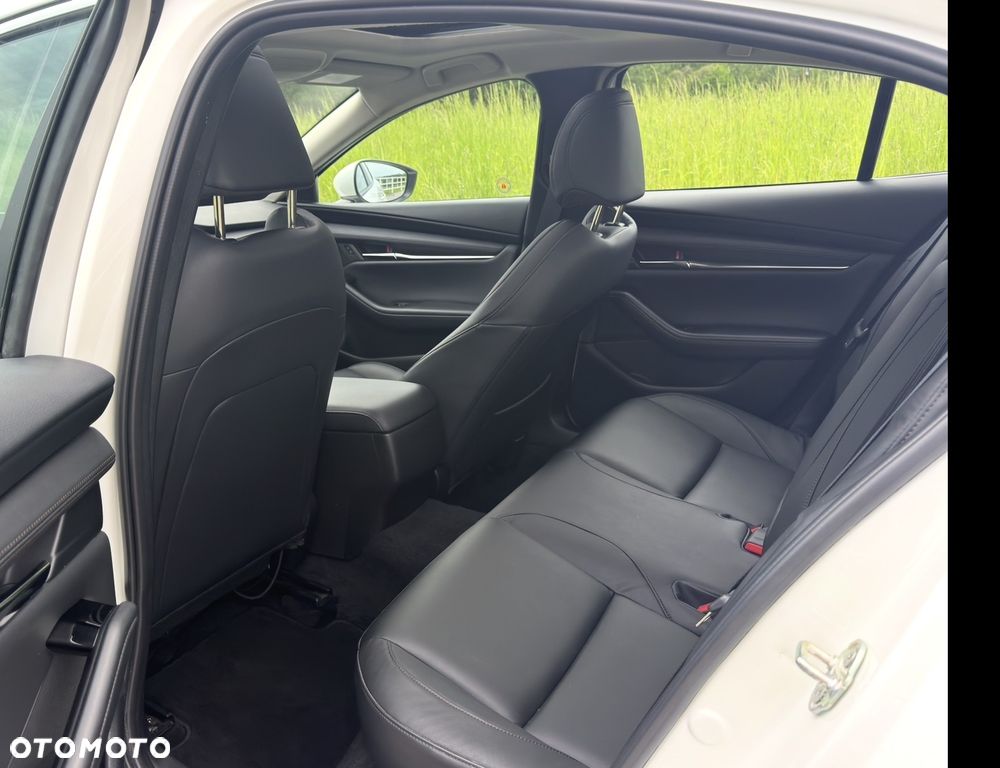 Mazda 3 - 9