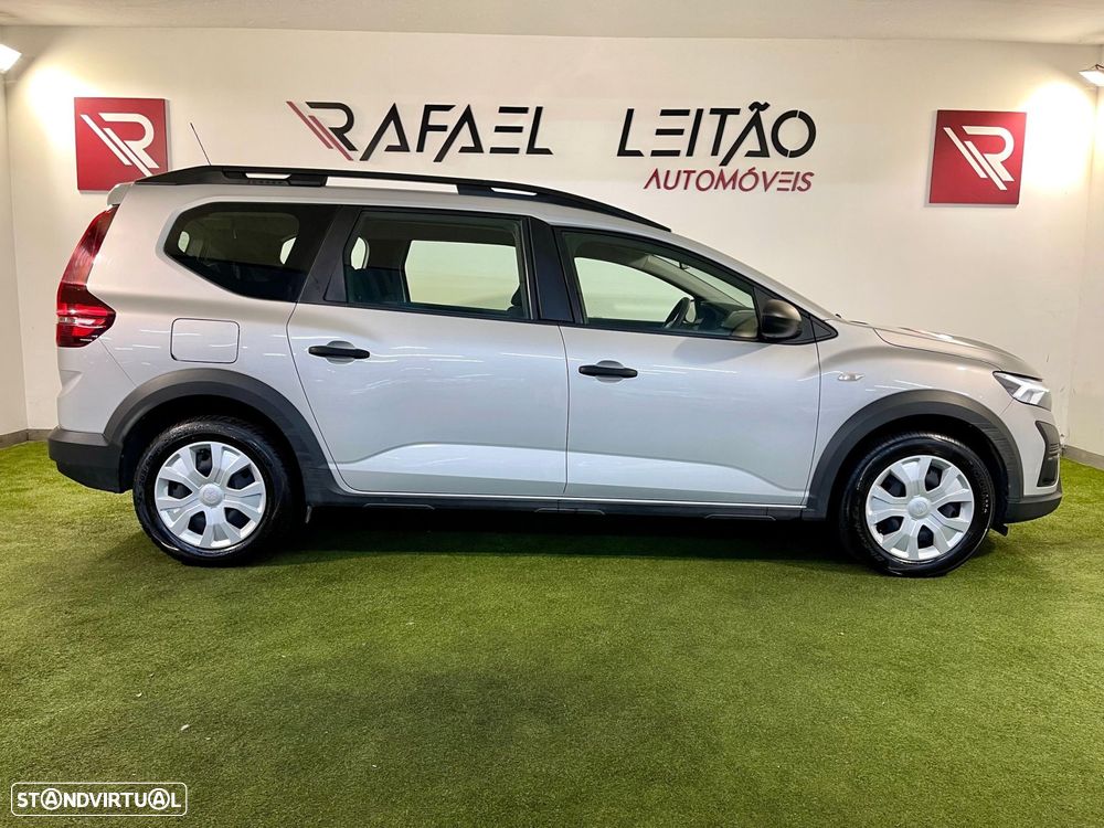 Dacia Jogger 1.0 TCe Essential 7L - 7