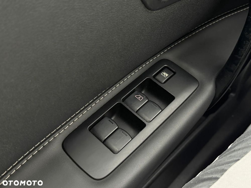 Nissan Qashqai+2 - 30