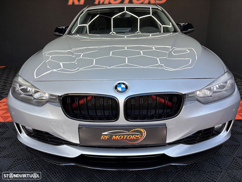 BMW 320 d Touring Aut. Sport Line - 21