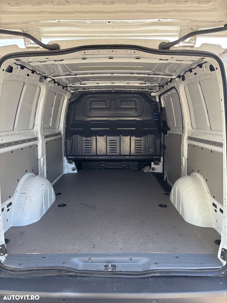 Mercedes-Benz Vito - 11