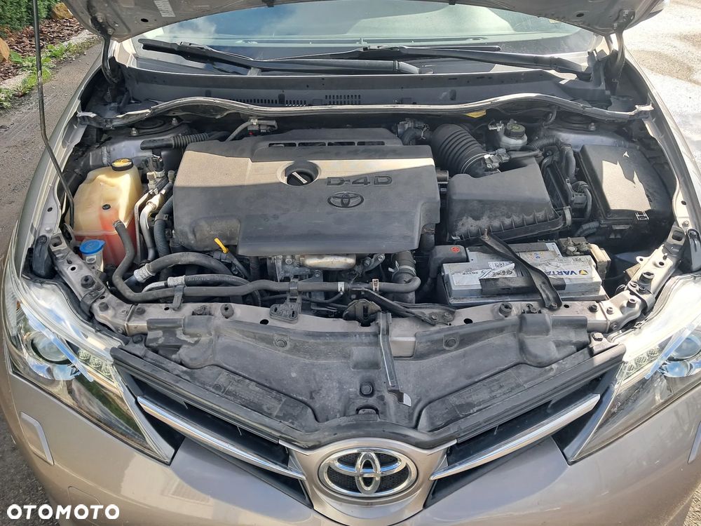 Toyota Auris - 7