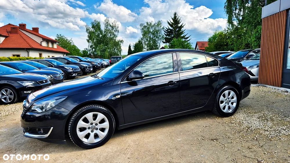 Opel Insignia 1.6 T Cosmo S&S EU6 - 23