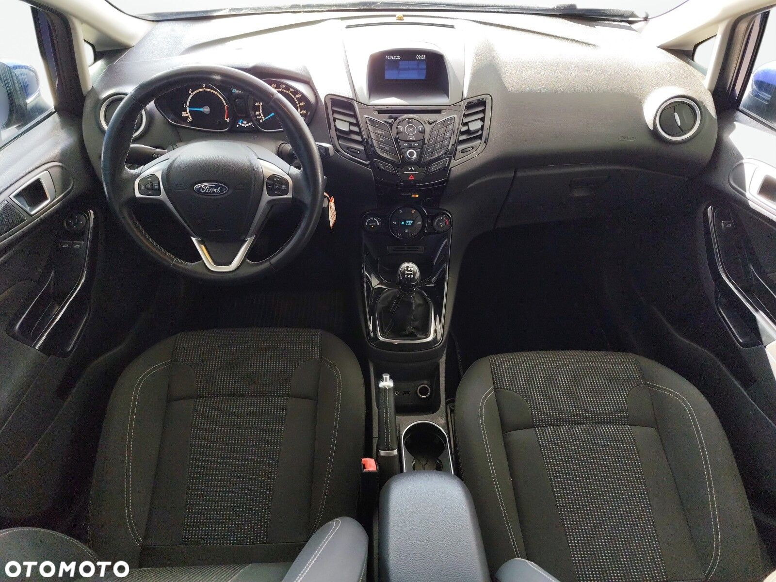Ford Fiesta - 15