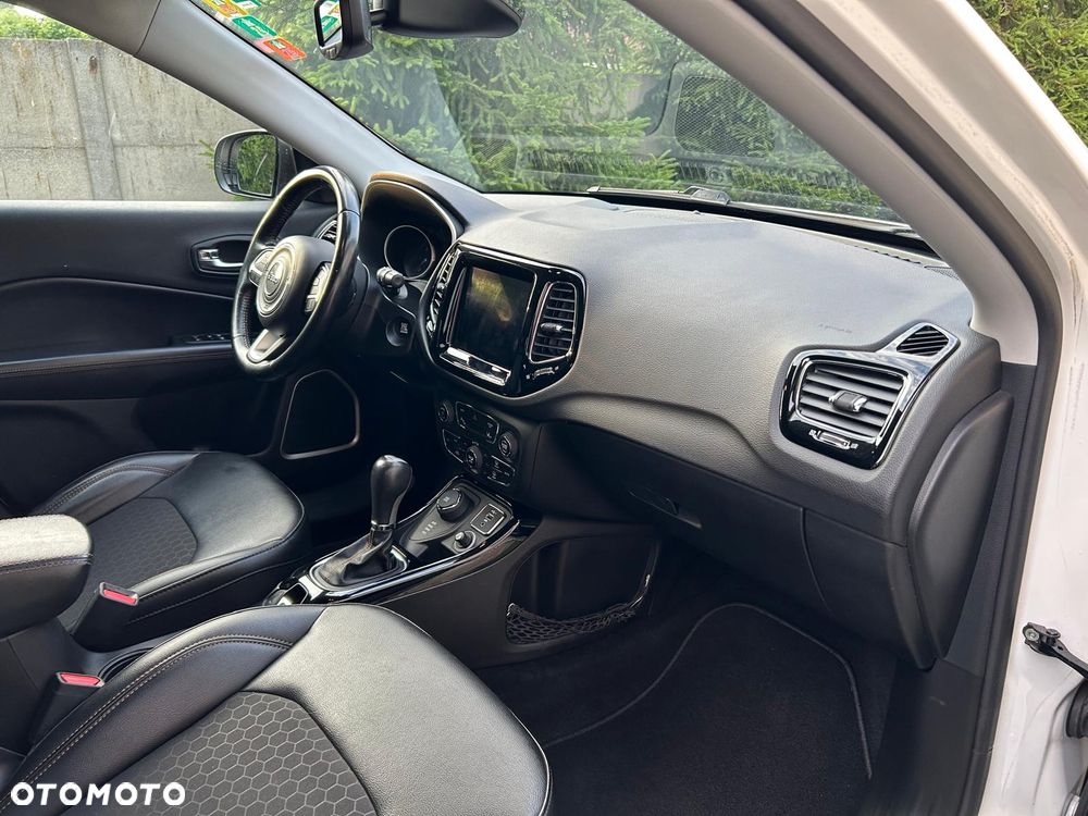 Jeep Compass 2.0 MultiJet Active Drive Automatik Limited - 3