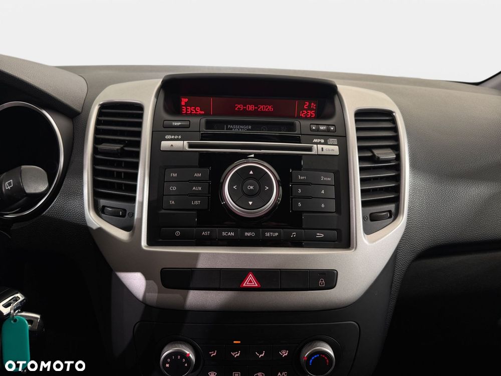 Kia Venga - 17