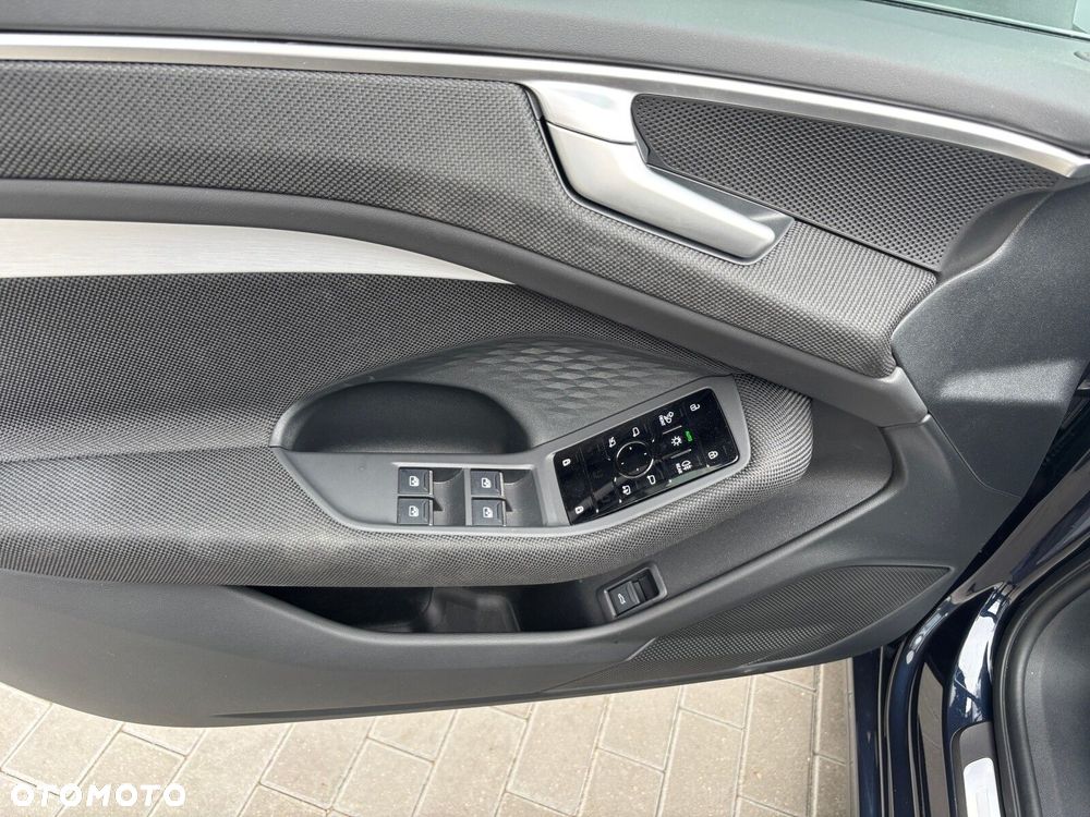Audi A6 Avant - 11