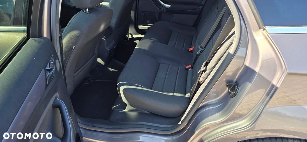 Ford Mondeo 2.0 TDCi Titanium - 8