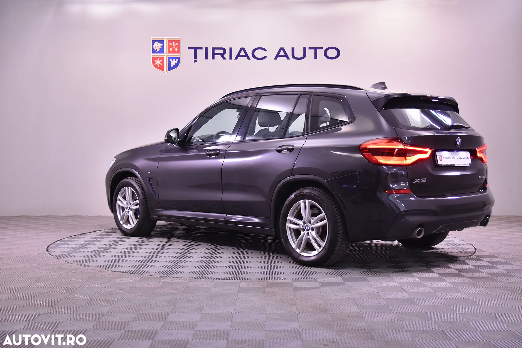 BMW X3 xDrive30i AT - 3
