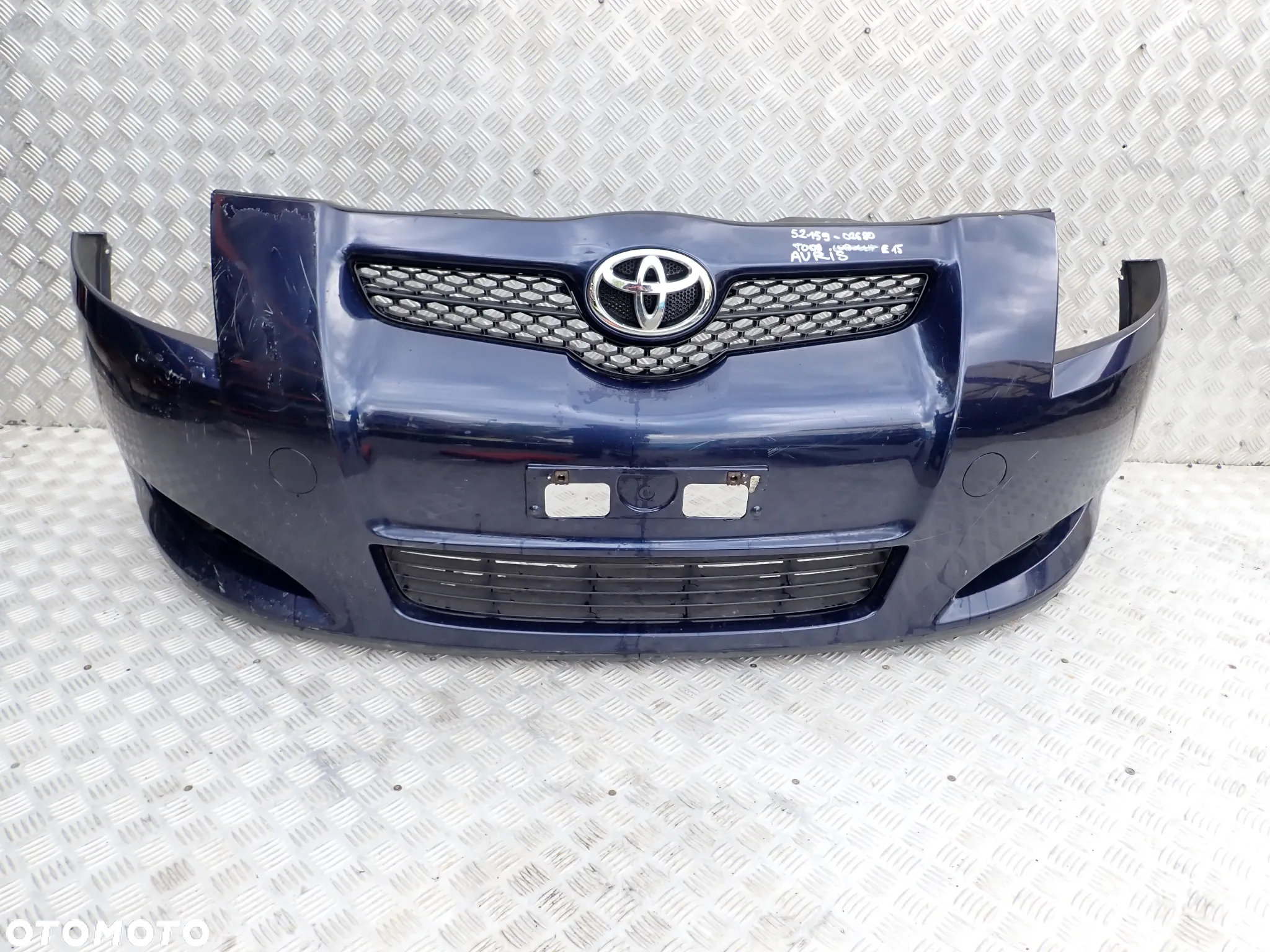 ZDERZAK PRZÓD TOYOTA AURIS 8S6 - 7