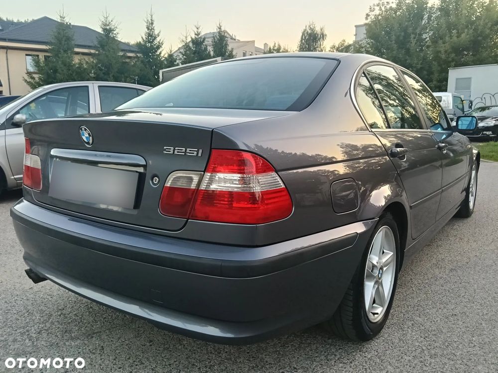 BMW Seria 3 325i Edition Sport - 19