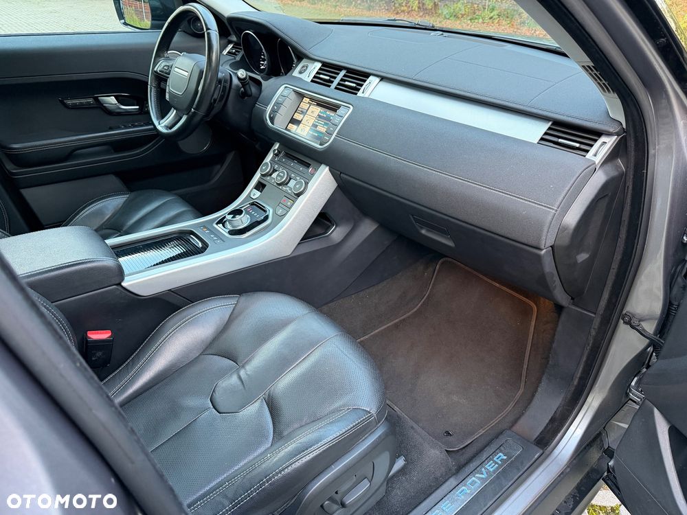 Land Rover Range Rover Evoque SD4 Black Dynamic - 8