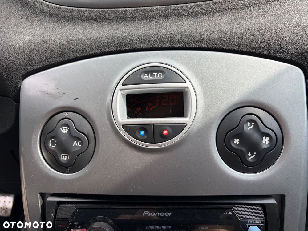 Renault Clio 1.6 16V 130 GT - 15