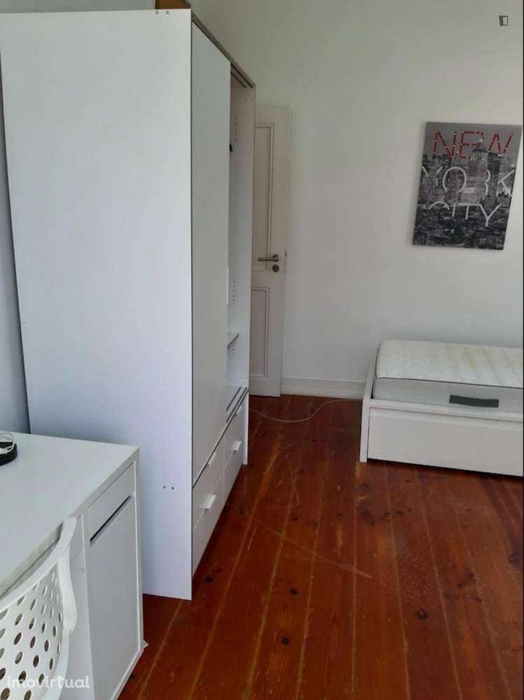 Quarto - localizado em Arroios Lisbon - Grande imagem: 4/9