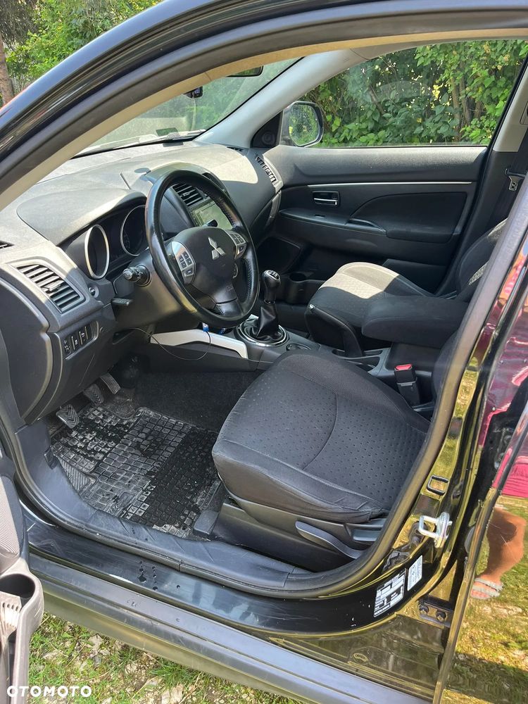 Mitsubishi ASX 1.6 Inform - 13