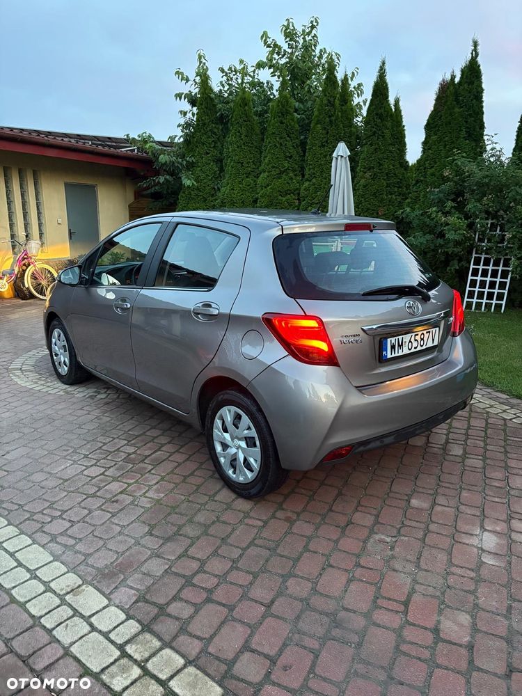 Toyota Yaris 1.0 Active EU6 - 5