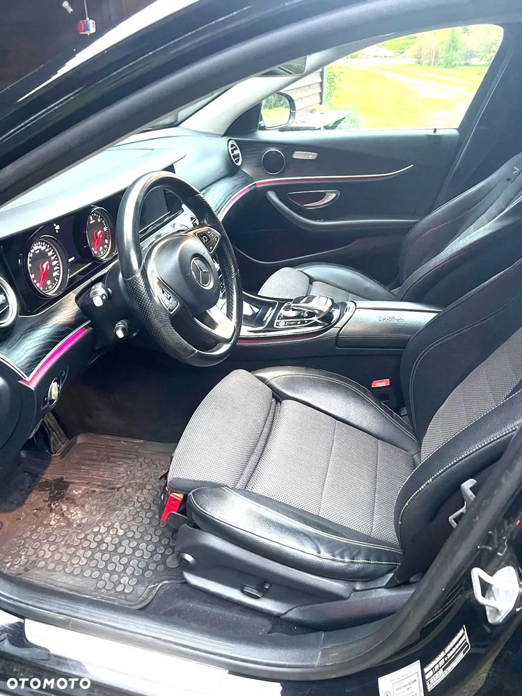 Mercedes-Benz Klasa E 220 d 4-Matic Business Edition 9G-TRONIC - 16
