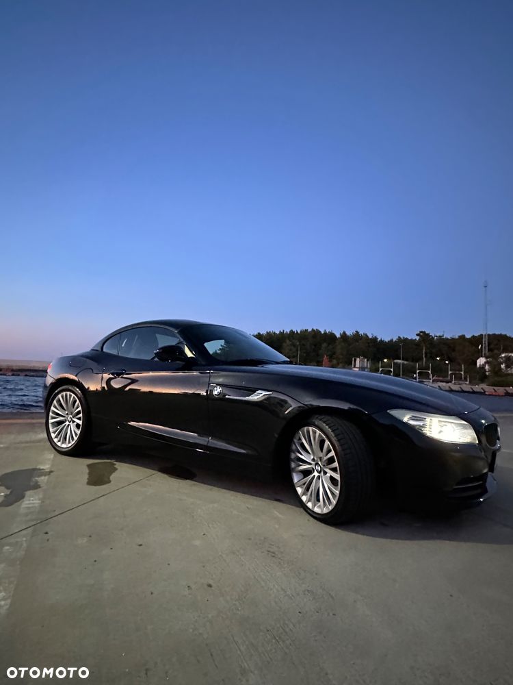 BMW Z4 sDrive20i - 16