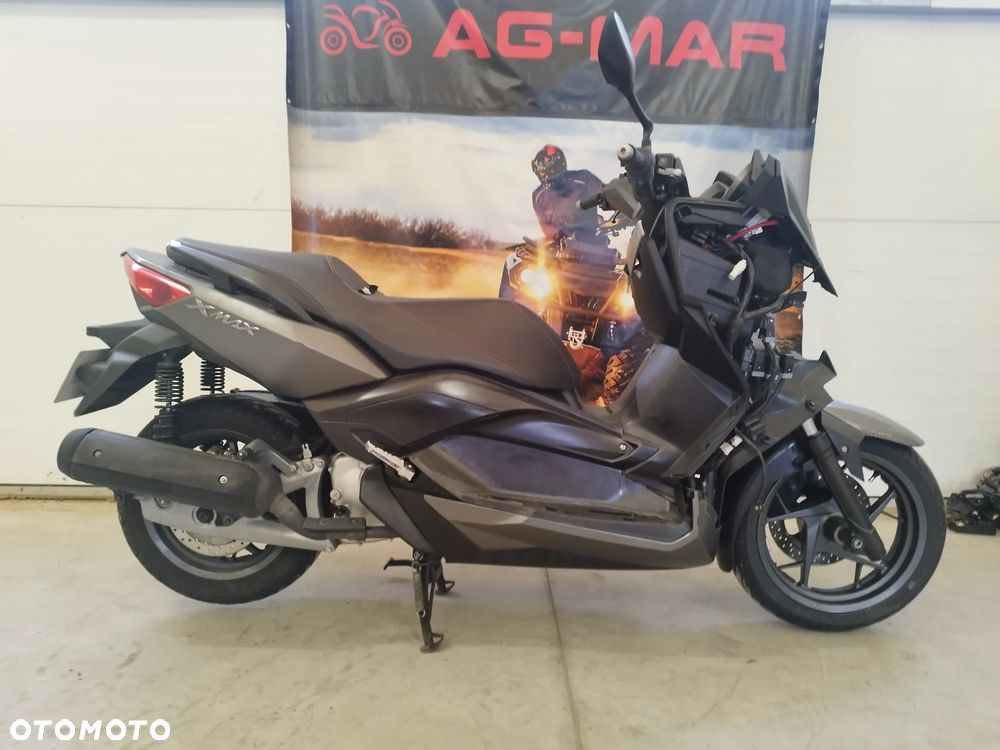 Yamaha X-max - 4
