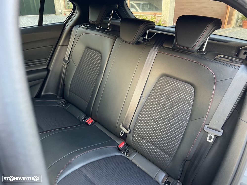 Ford Focus 1.0 EcoBoost ST-Line X - 14