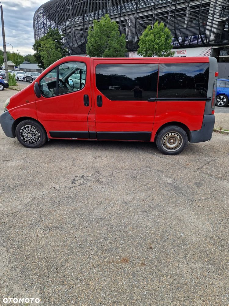Nissan Primaster - 7