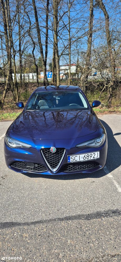 Alfa Romeo Giulia 2.2 AT8 - 22