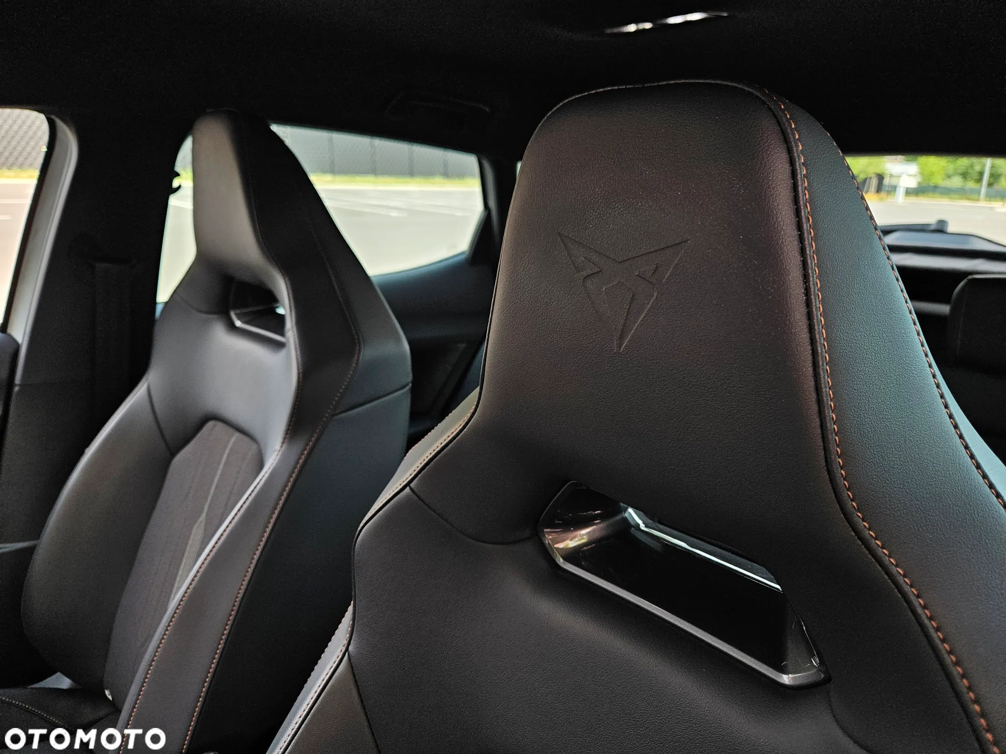 Cupra Formentor 1.5 TSI DSG - 25