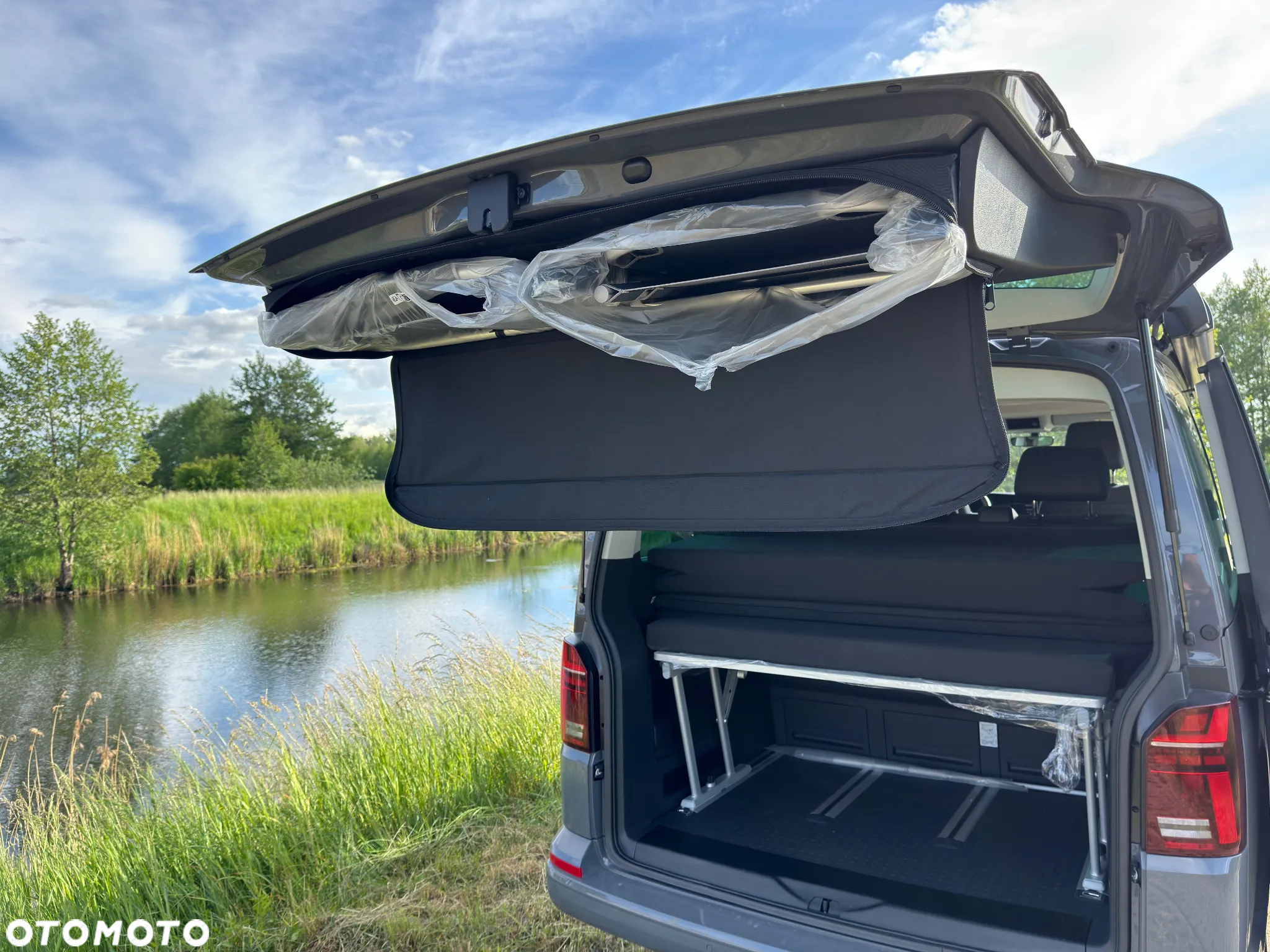 Volkswagen California - 11