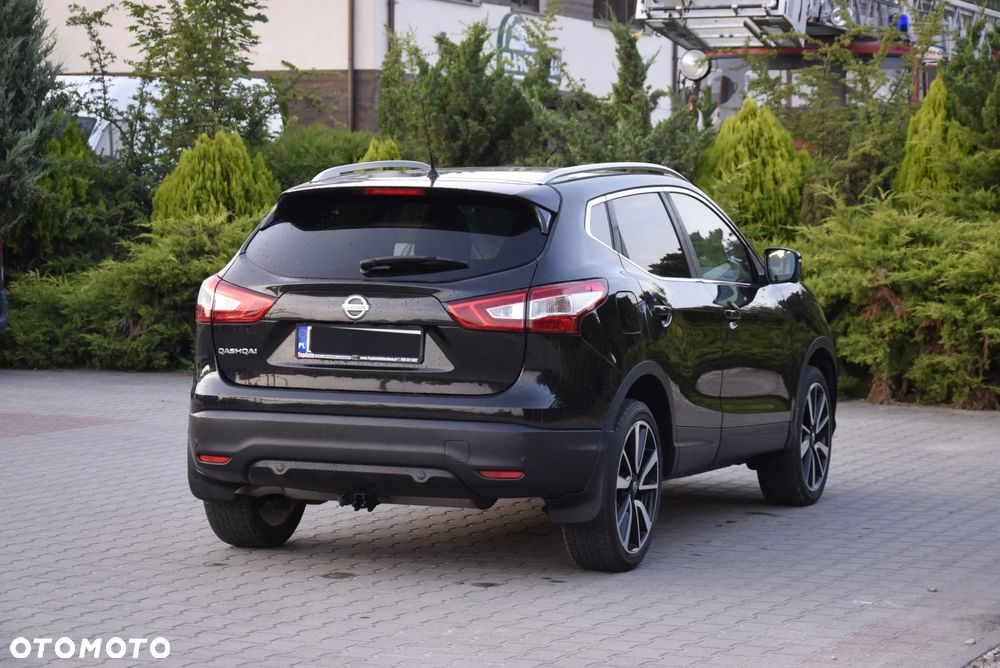 Nissan Qashqai 1.6 dCi Xtronic TEKNA+ - 22
