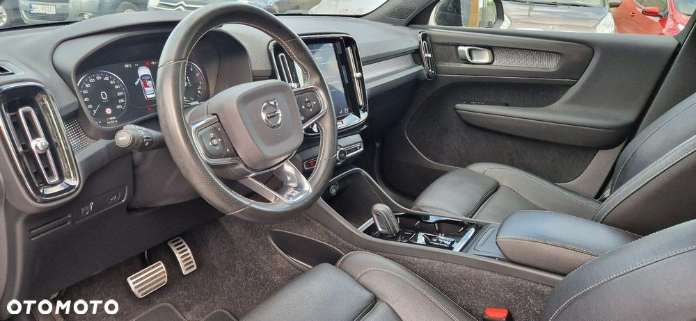 Volvo XC 40 - 20