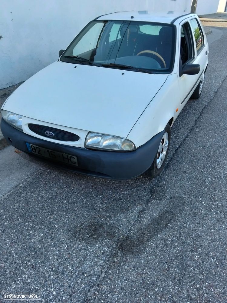 Ford Fiesta 1.8 D Studio - 2