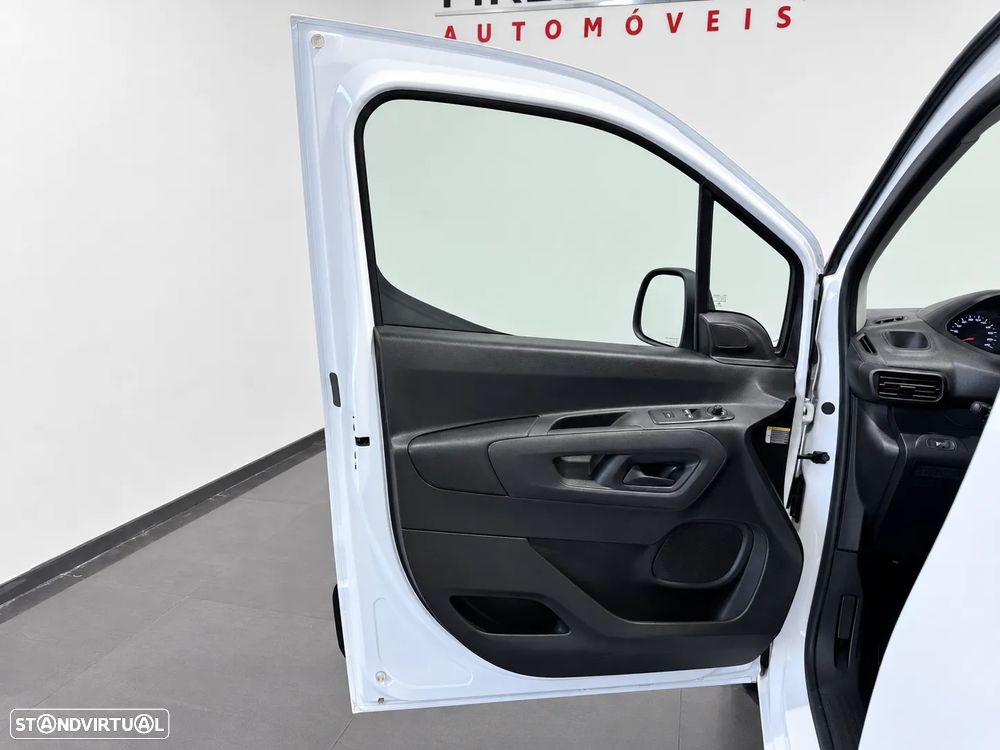 Peugeot PARTNER 1.5 BLUEHDI 102 CV - 3 LUGARES - IVA DEDUTIVEL - 21