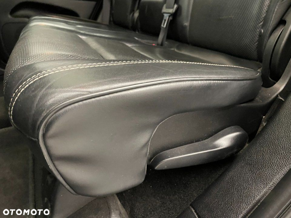 Jeep Grand Cherokee - 14