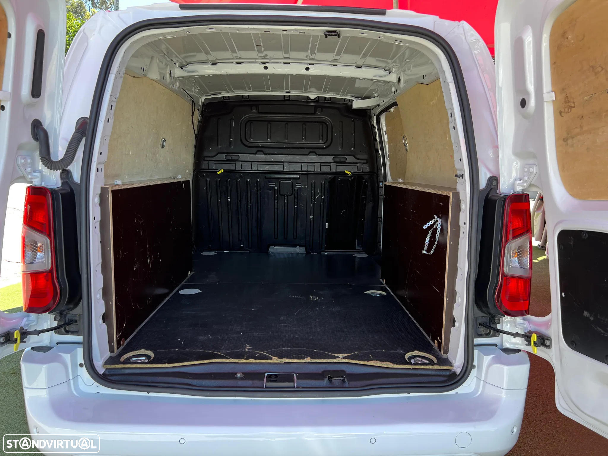 Citroën Berlingo 1.6 HDI Longa - 3 Lug. - 25