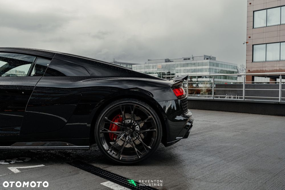 Audi R8 V10 RWD Performance - 12