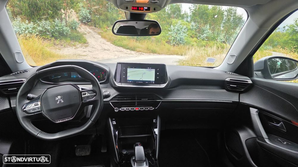 Peugeot e-2008 Allure Pack - 7