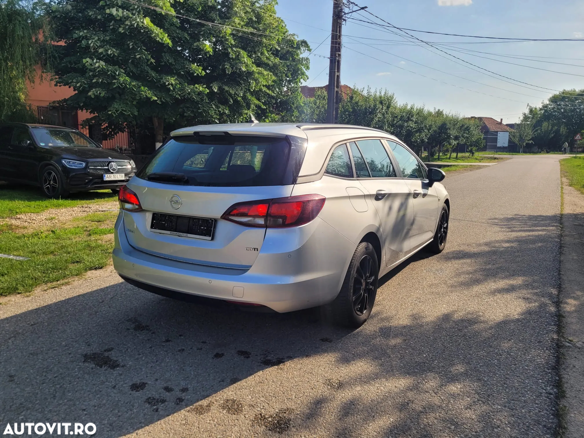 Opel Astra 1.6 D (CDTI) Sports Tourer Edition - 9