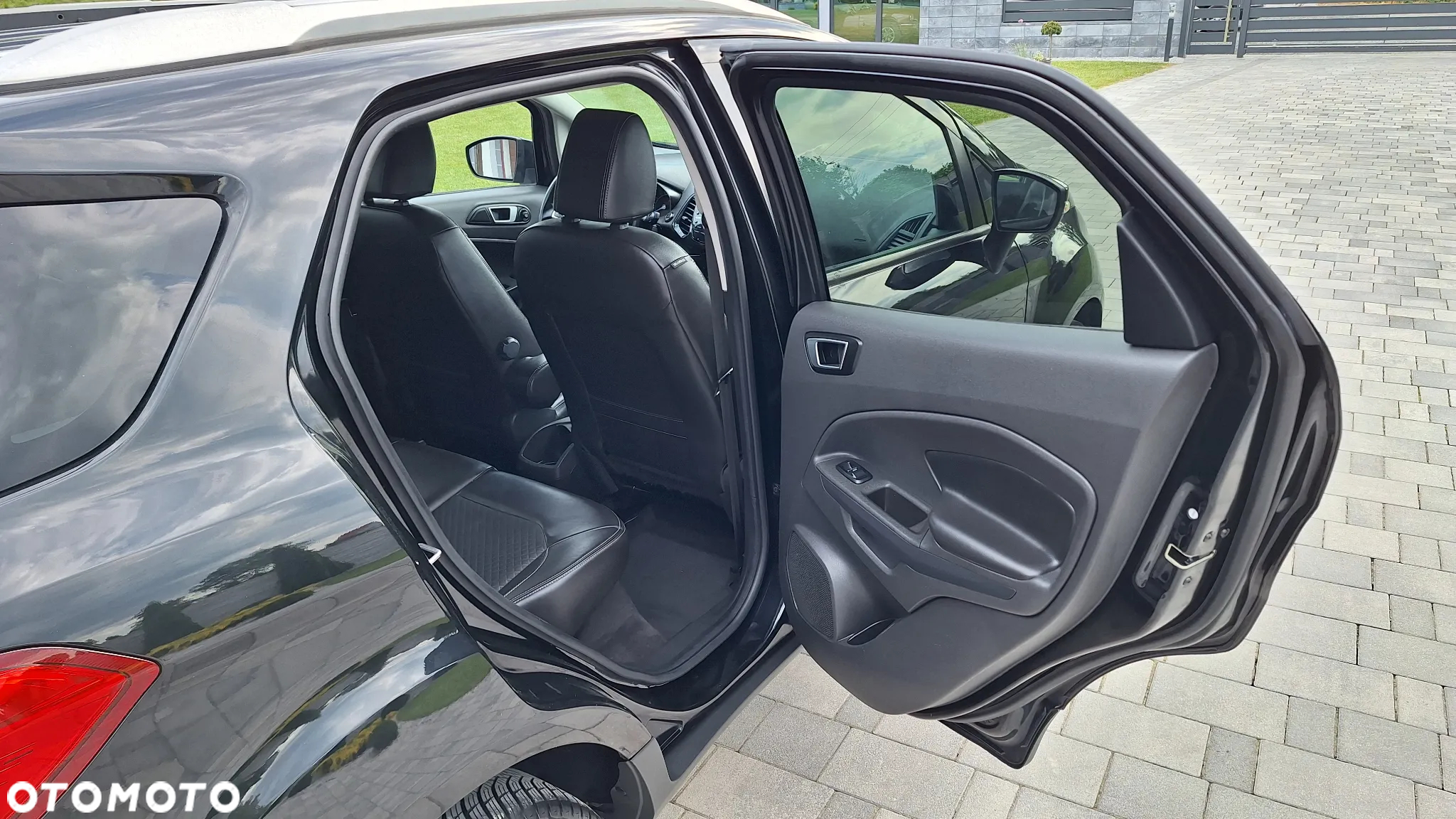 Ford EcoSport 1.0 EcoBoost TITANIUM - 25