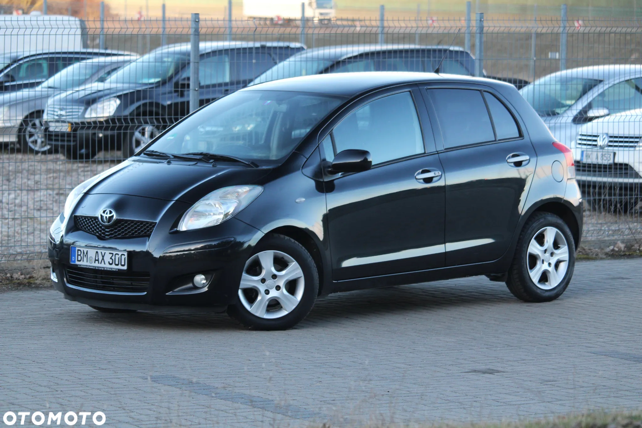 Toyota Yaris - 7