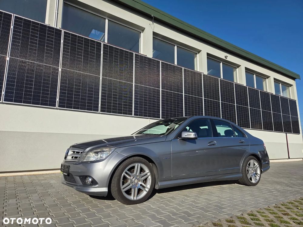 Mercedes-Benz Klasa C 200 CGI Automatik BlueEFFICIENCY - 3
