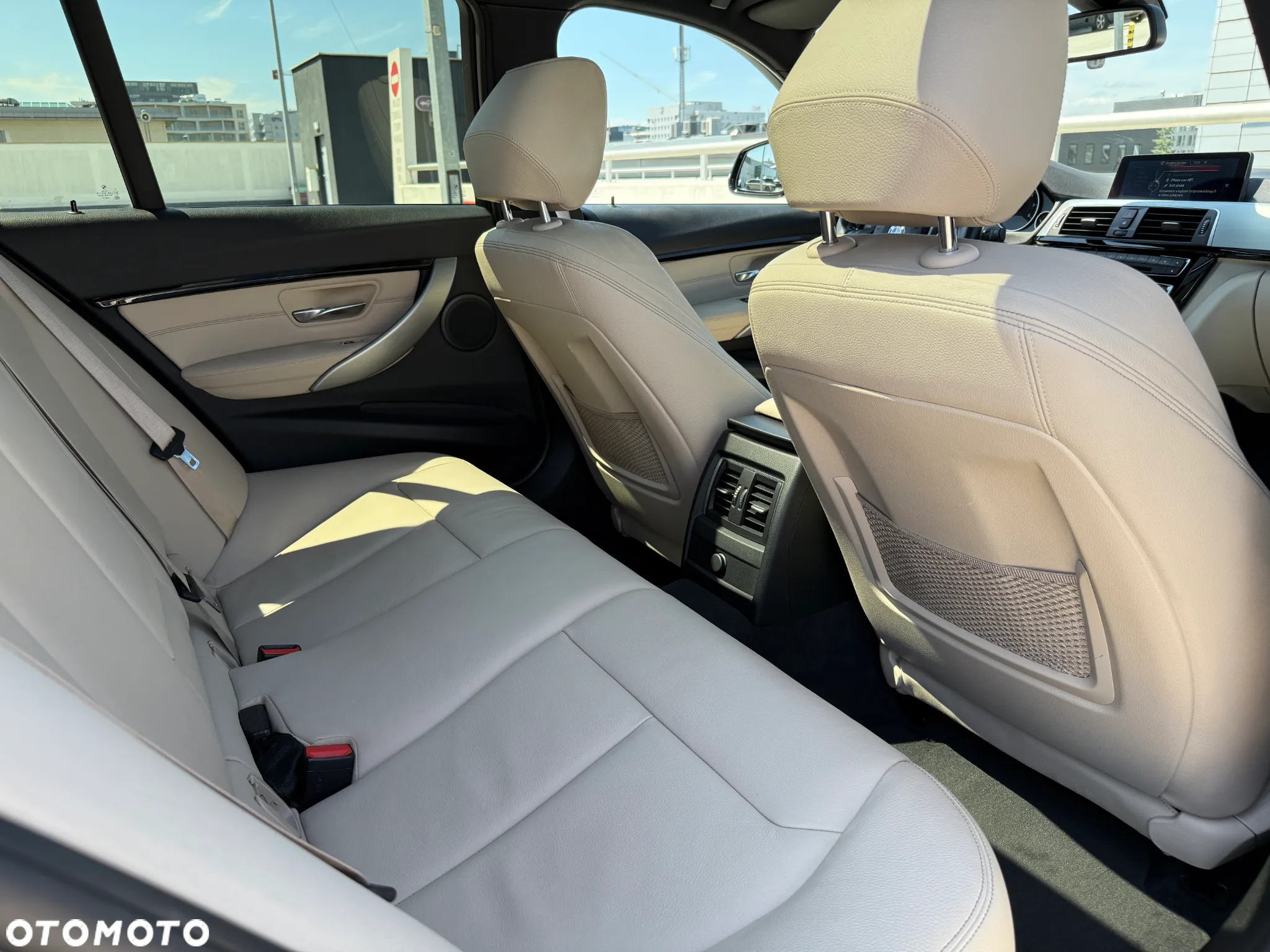 BMW Seria 3 320d xDrive M Sport - 18