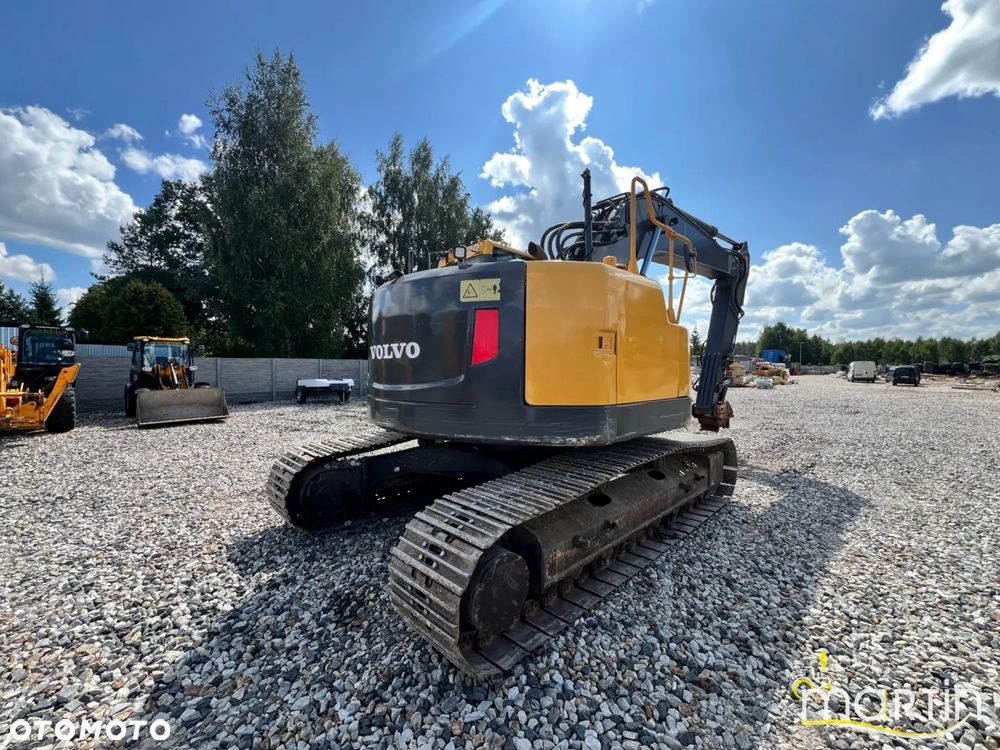 Volvo ECR235C - 3
