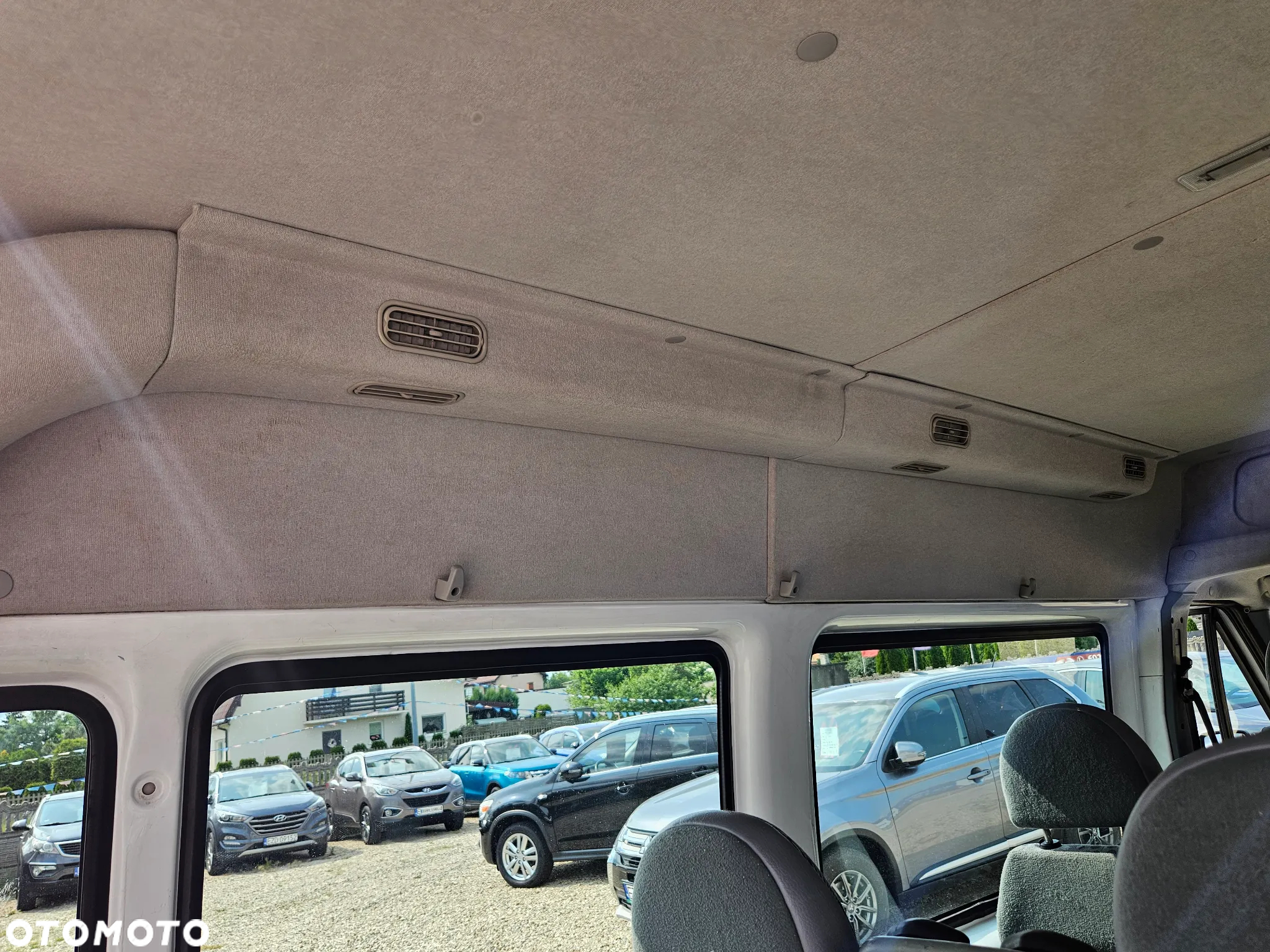 Ford Transit FT 350L Trend - 12