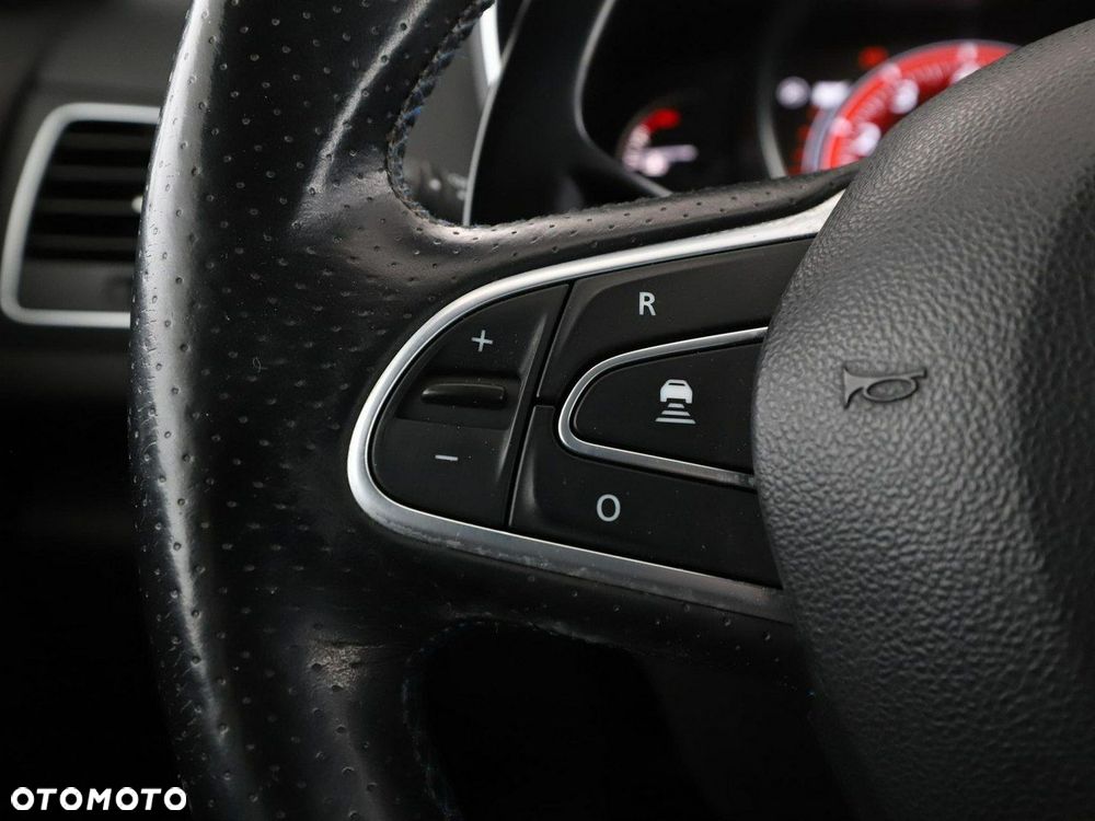 Renault Megane ENERGY TCe 205 EDC GT - 35