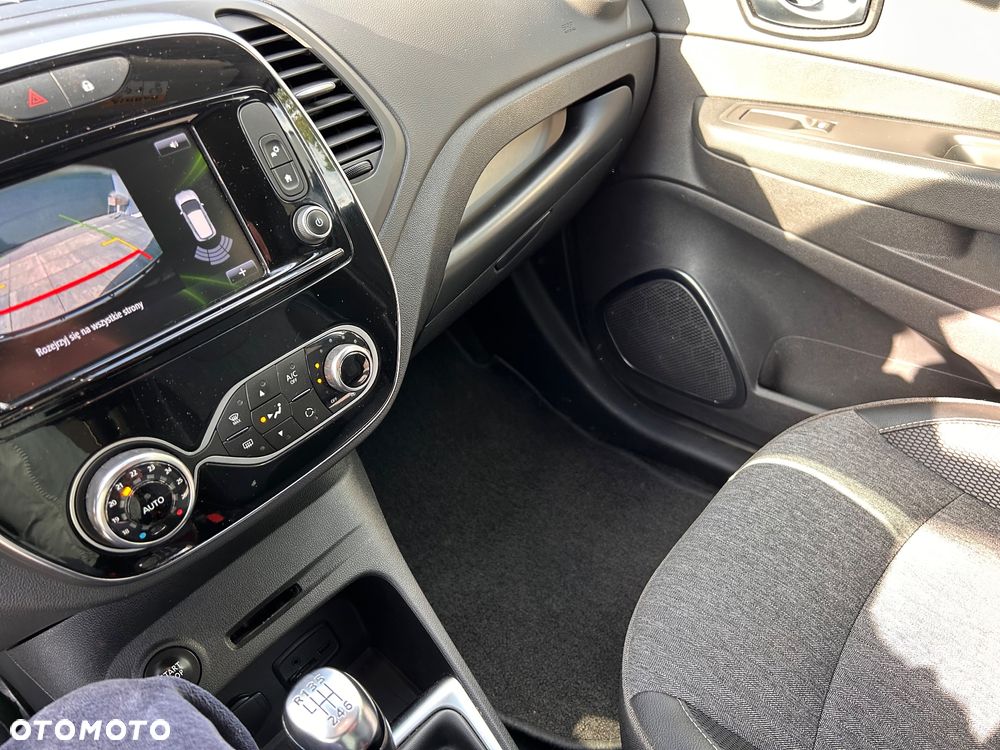 Renault Captur ENERGY TCe 120 Crossborder - 22