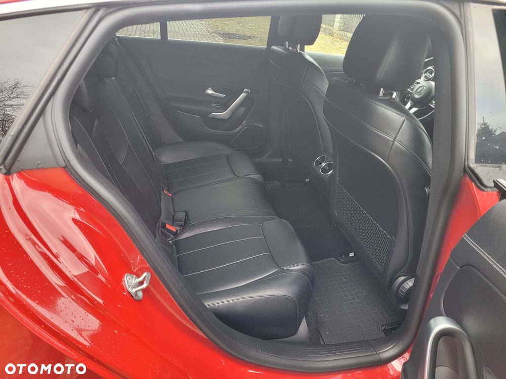 Mercedes-Benz CLA 200 d 8G-DCT Edition 2021 - 14