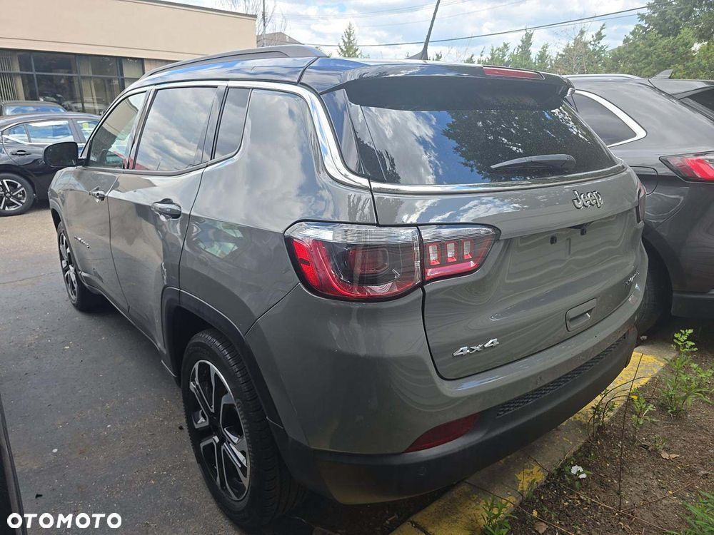 Jeep Compass - 3
