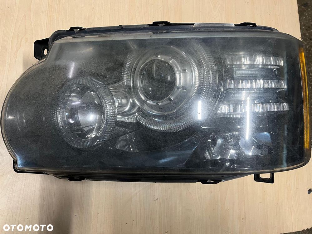 Lampa przednia lewa Xenon AH42-13W030 RHD Range Rover L322 LM Vogue Lift 2009-12 - 1